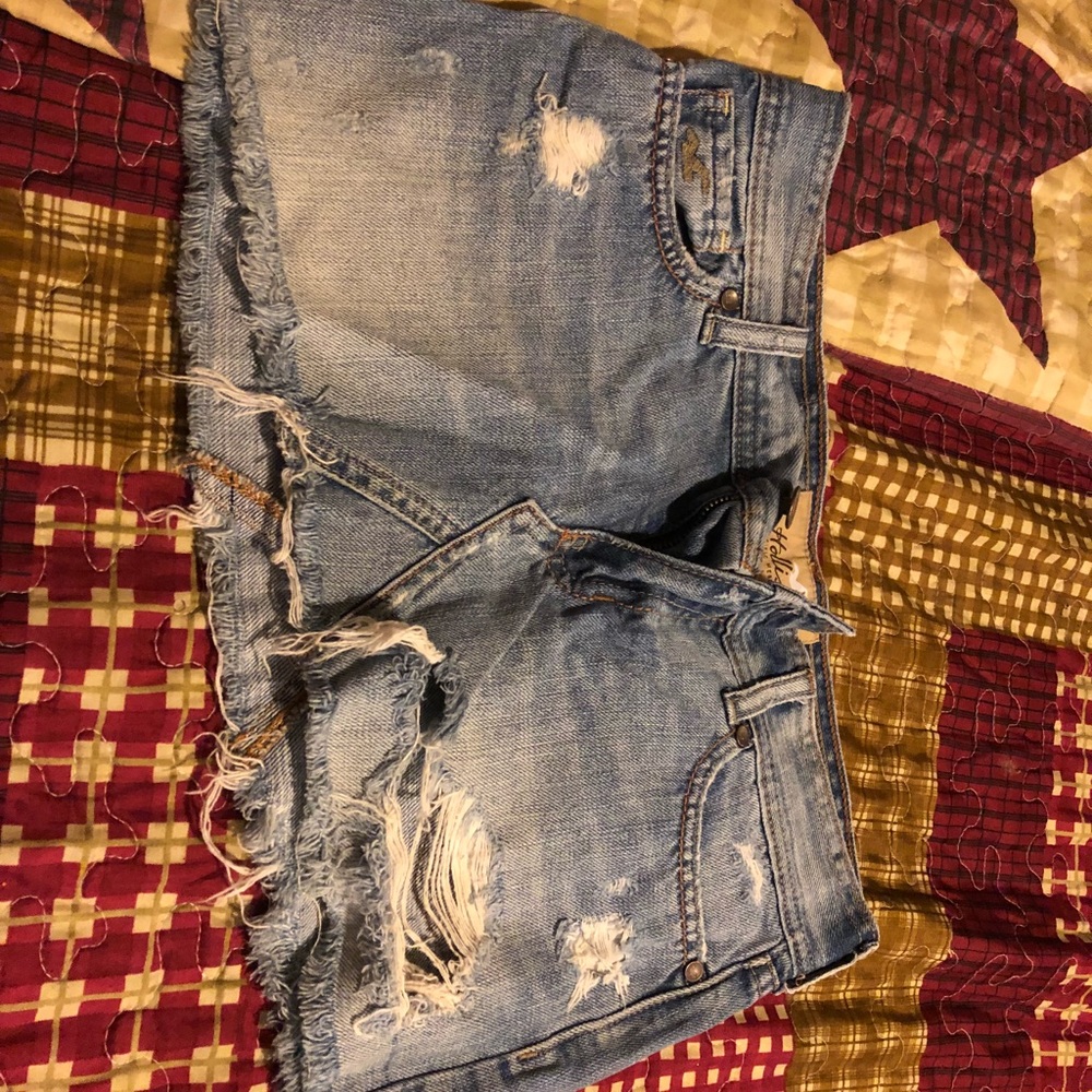 Cute jean mini skirt!